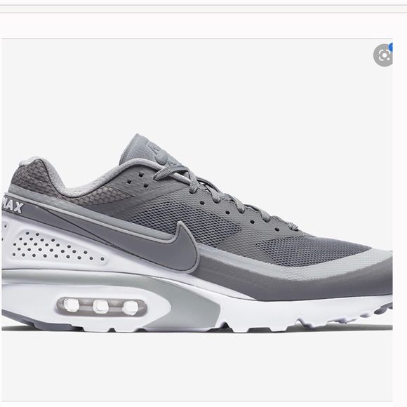 NIKE SHOES SIZE 8.5 - Picture 2 of 2